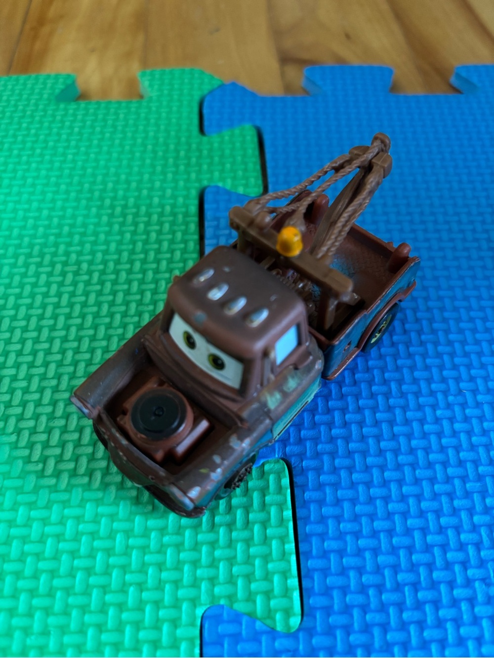 Disney Cars Mater